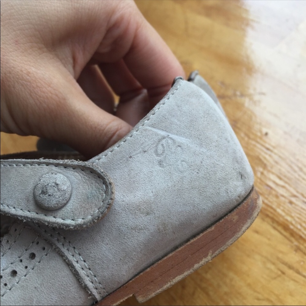Shoes - Picture 2 of 6